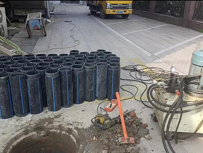 邯郸PE置换管厂家 DN315置换管 非开挖管短管置换